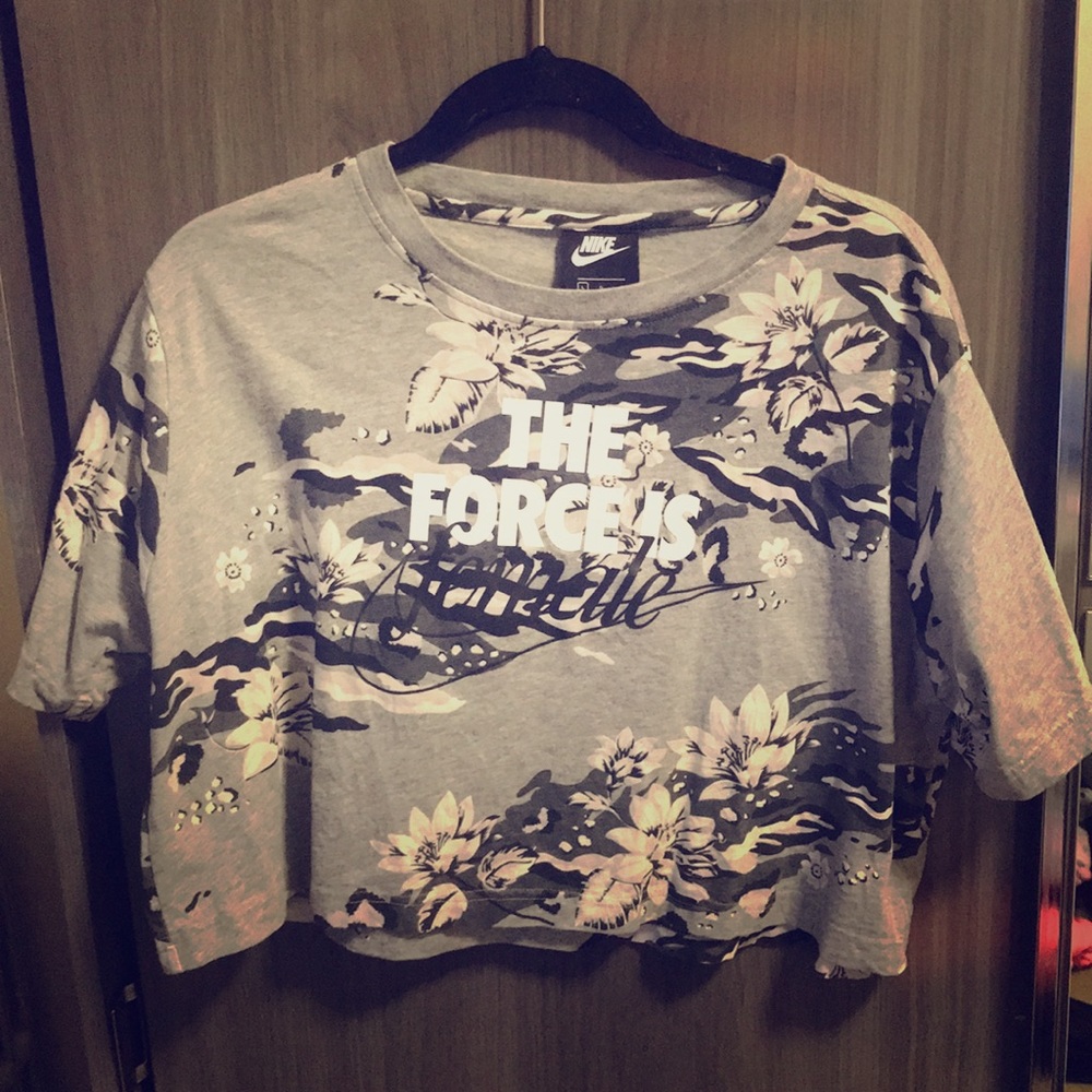 Nike Crop Top